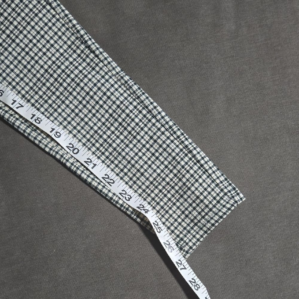 Zara Dark Green and Cream Checkered/Plaid Cropped Pants - Picture 14 of 15